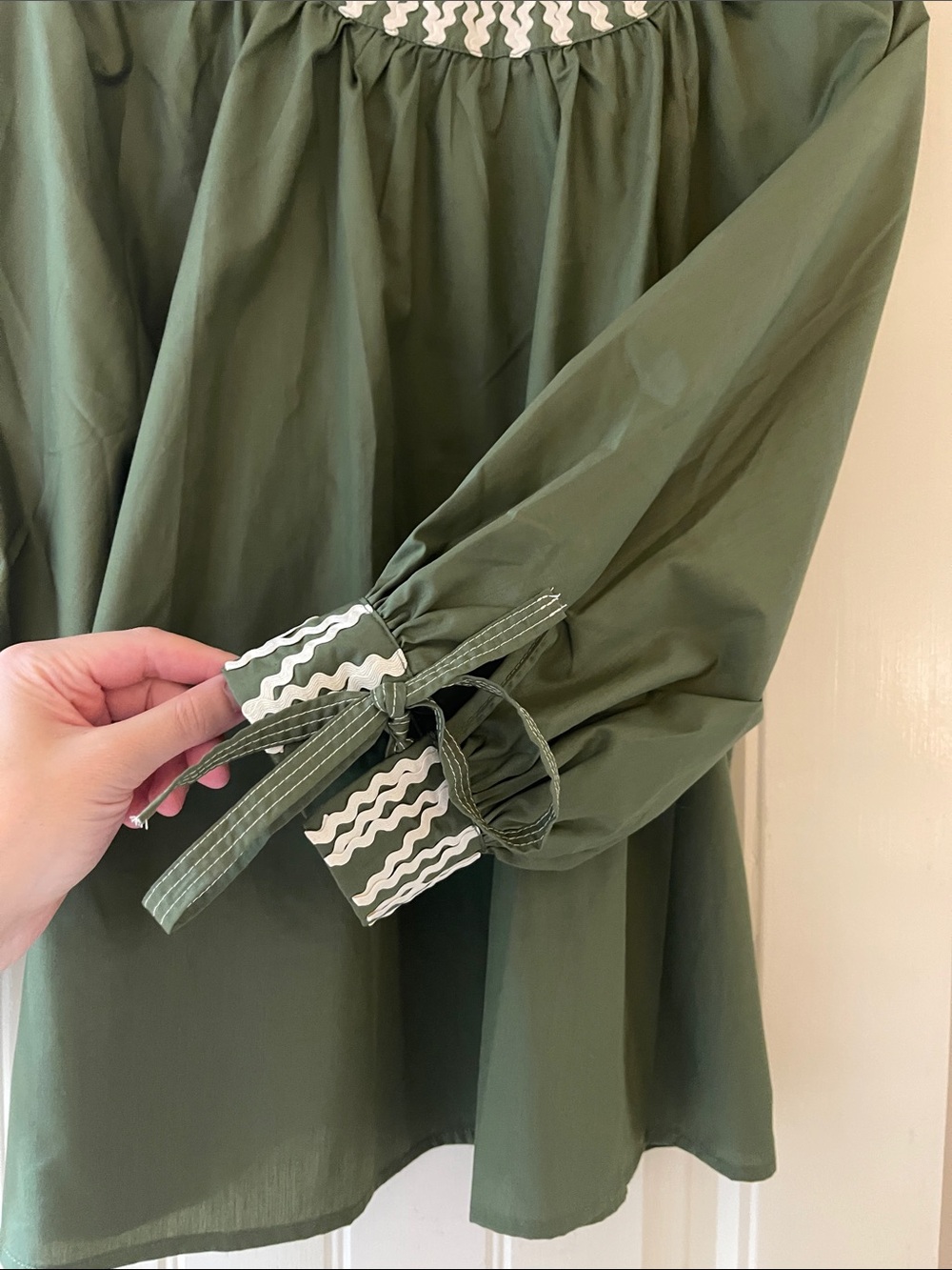 Entro Olive Green Blouse with Rickrack Cream Trim - Picture 3 of 6